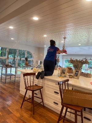 Nissi's Cleaning Service job photo 5