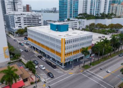 2125 Biscayne Blvd, Miami: drone view of the building