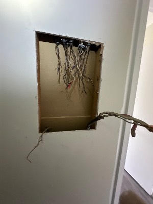 Just Electric LLC project photo 18
