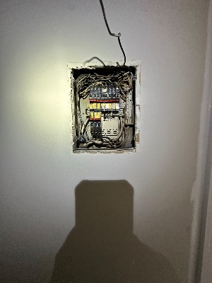 Just Electric LLC project photo 15