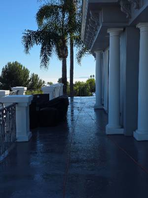 Over the Top Window Cleaning job photo 22