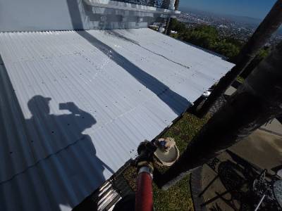 Over the Top Window Cleaning job photo 19