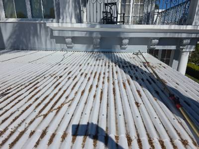 Over the Top Window Cleaning job photo 17