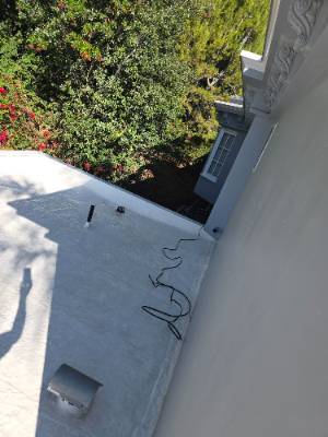 Over the Top Window Cleaning job photo 11
