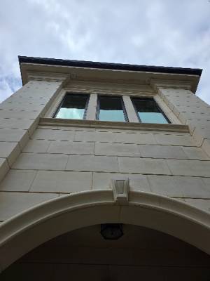 Over the Top Window Cleaning job photo 2