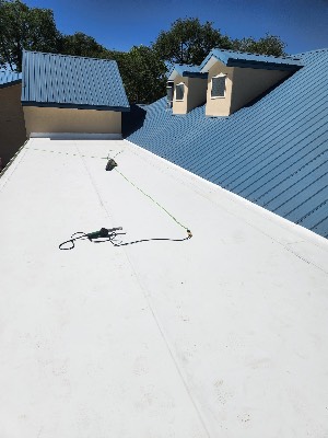 Pacific Roofing LLC project photo 2