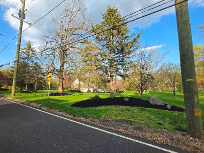 Fence and landscaping project photo 13