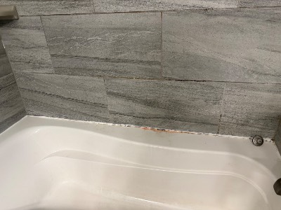 Clean white bathtub
