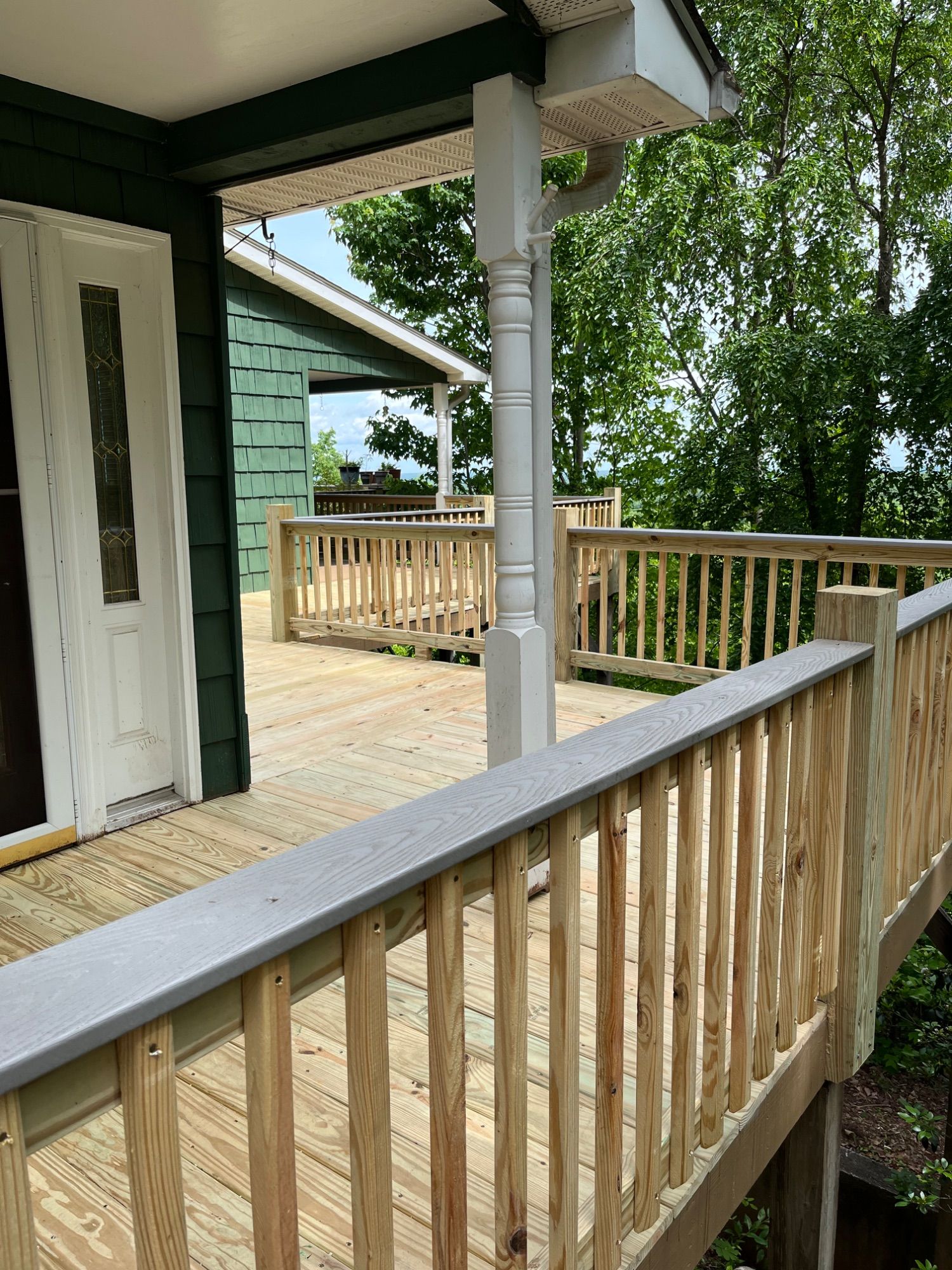 When to Paint a House Exterior in North Georgia