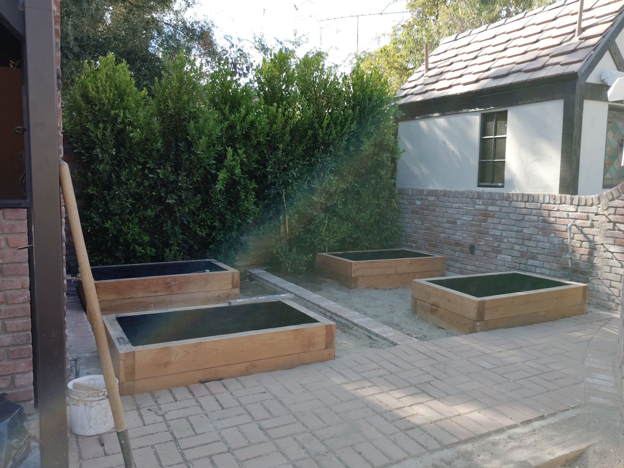 Millan's landscaping job photo 20 — landscaping, hardscape, and yard work across Los Angeles County