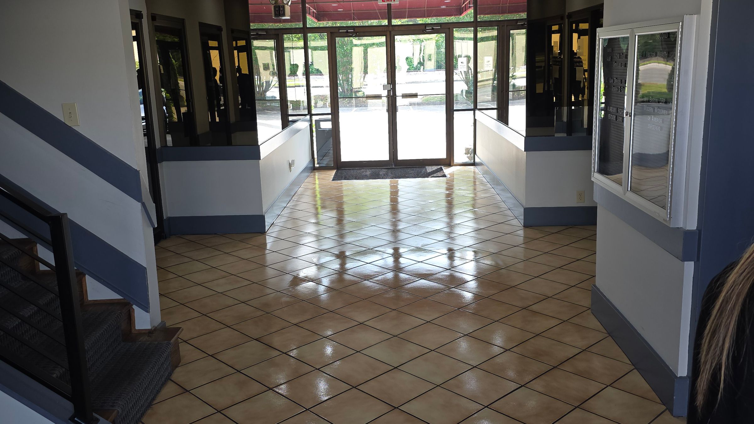 Commercial & Office Cleaning