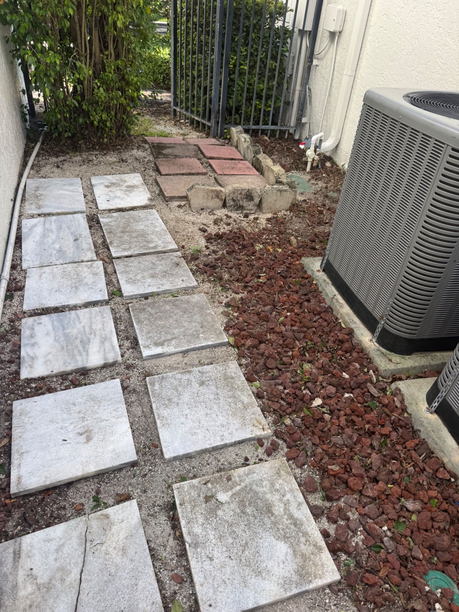 Angelica & Frank Lawn Service & Landscaping Corp. project photo 7