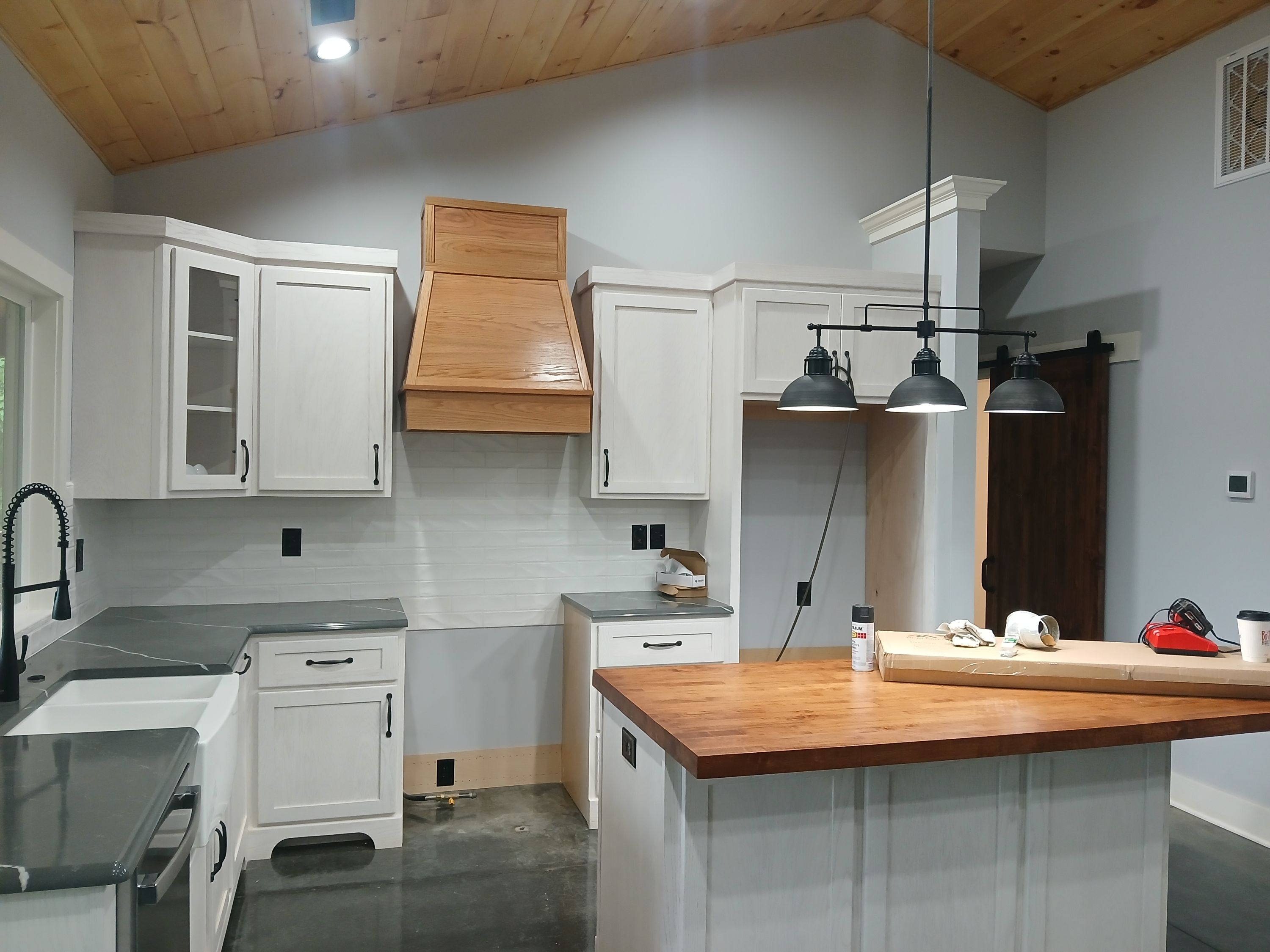 Build By Manny completed carpentry project in Knoxville, TN — photo 3