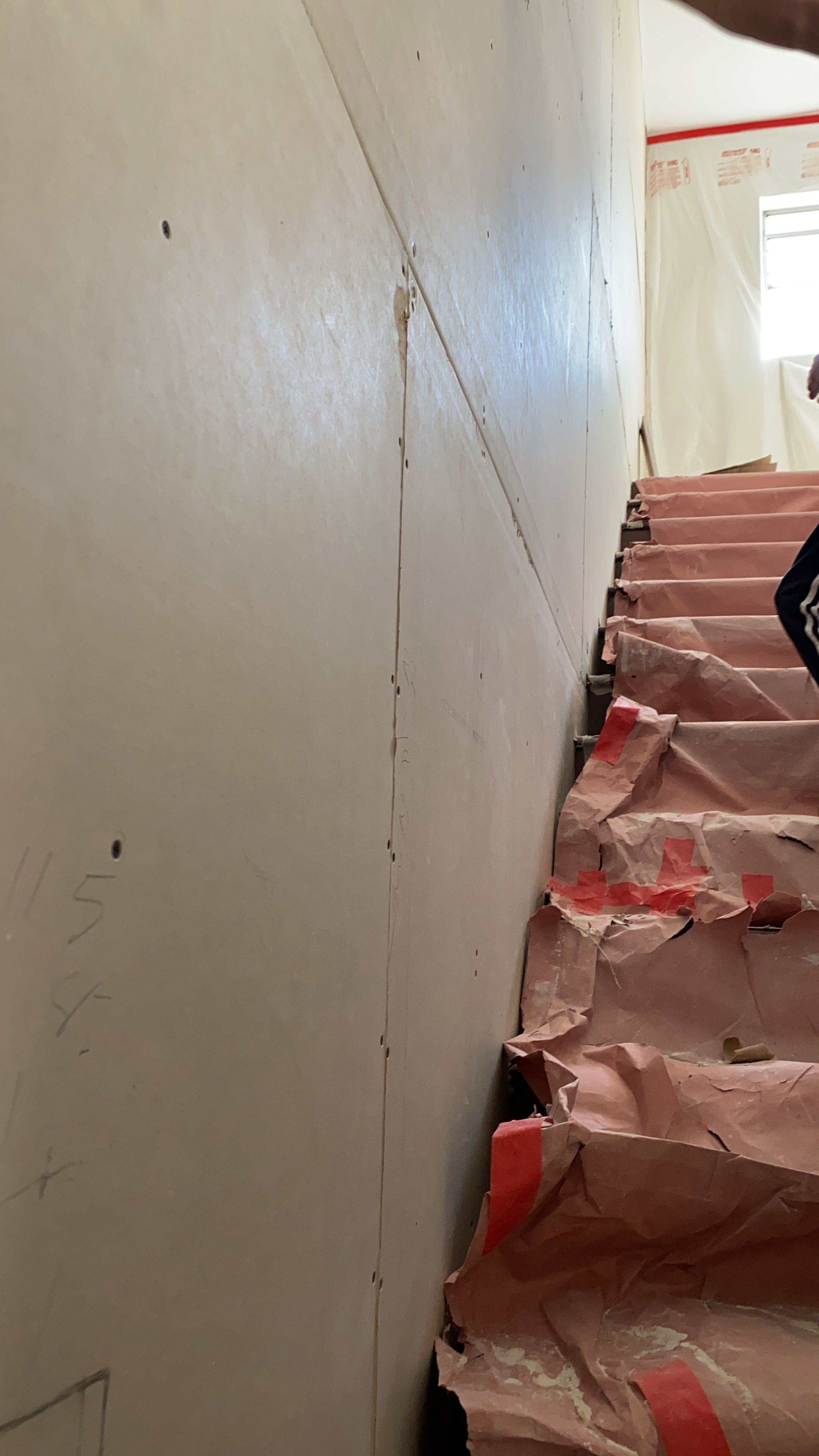 Cesars Painting INC completed project photo 21 — interior and exterior painting in Los Angeles County