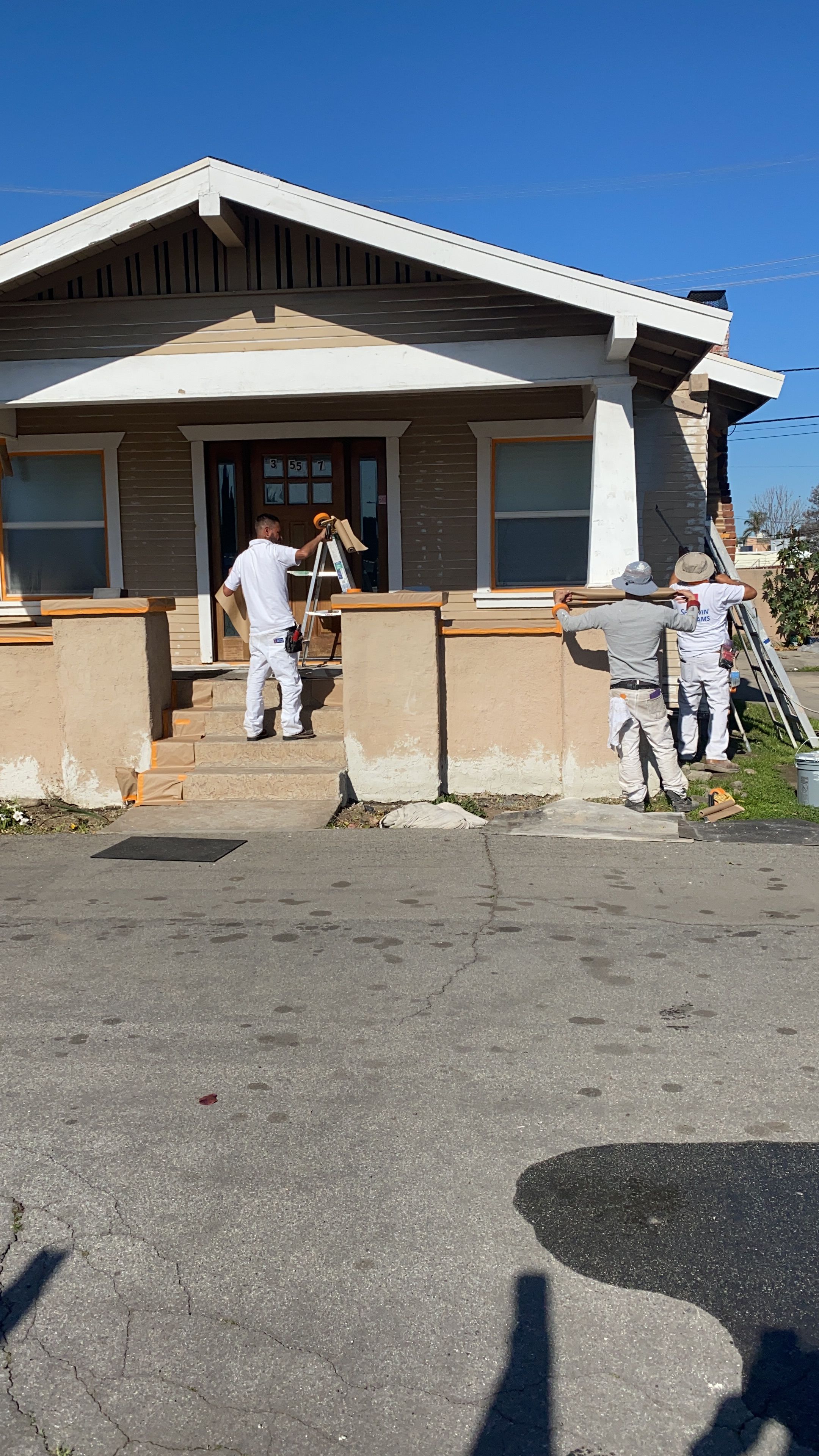 Cesars Painting INC completed project photo 17 — interior and exterior painting in Los Angeles County