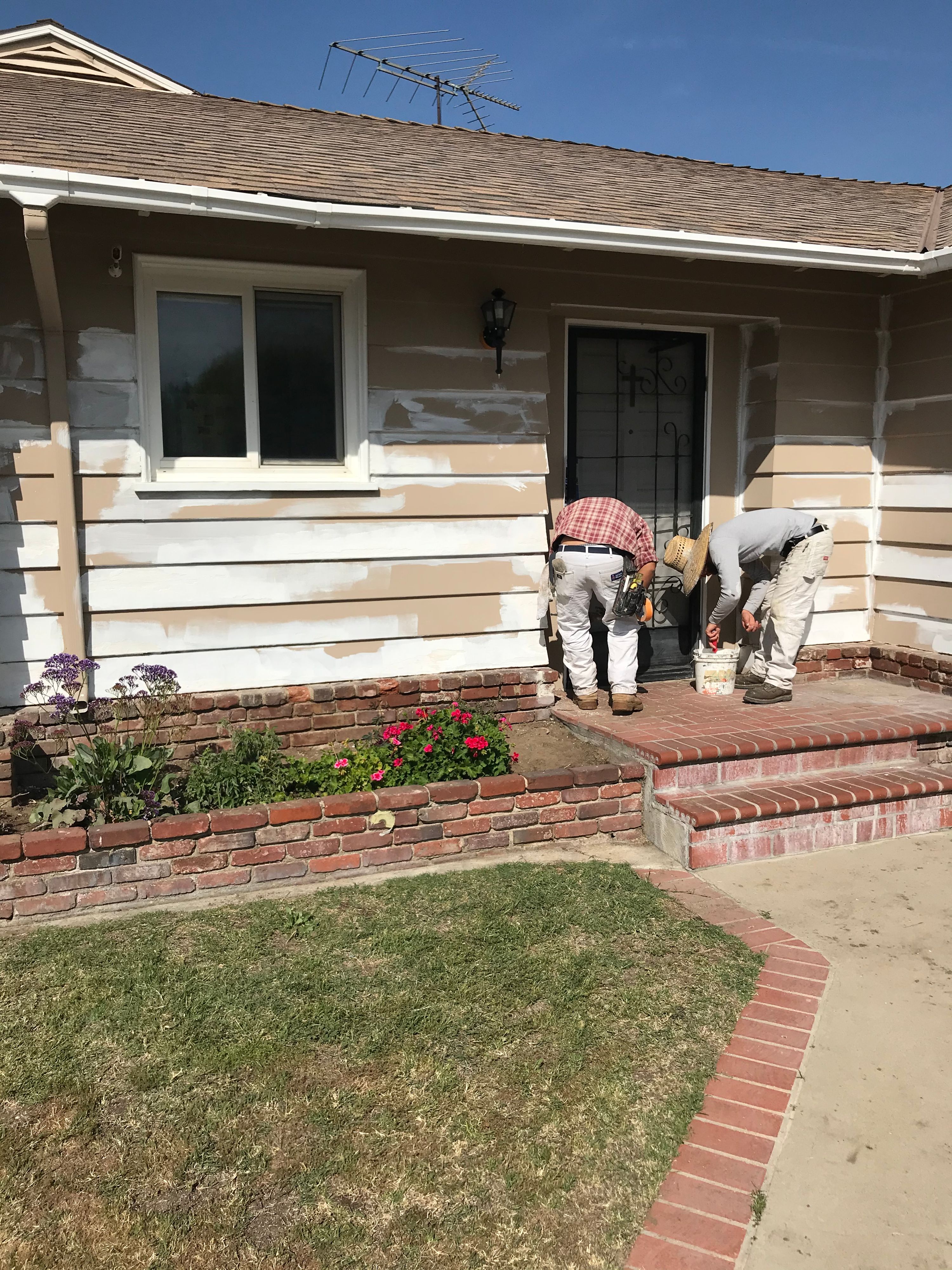 Cesars Painting INC completed project photo 6 — interior and exterior painting in Los Angeles County