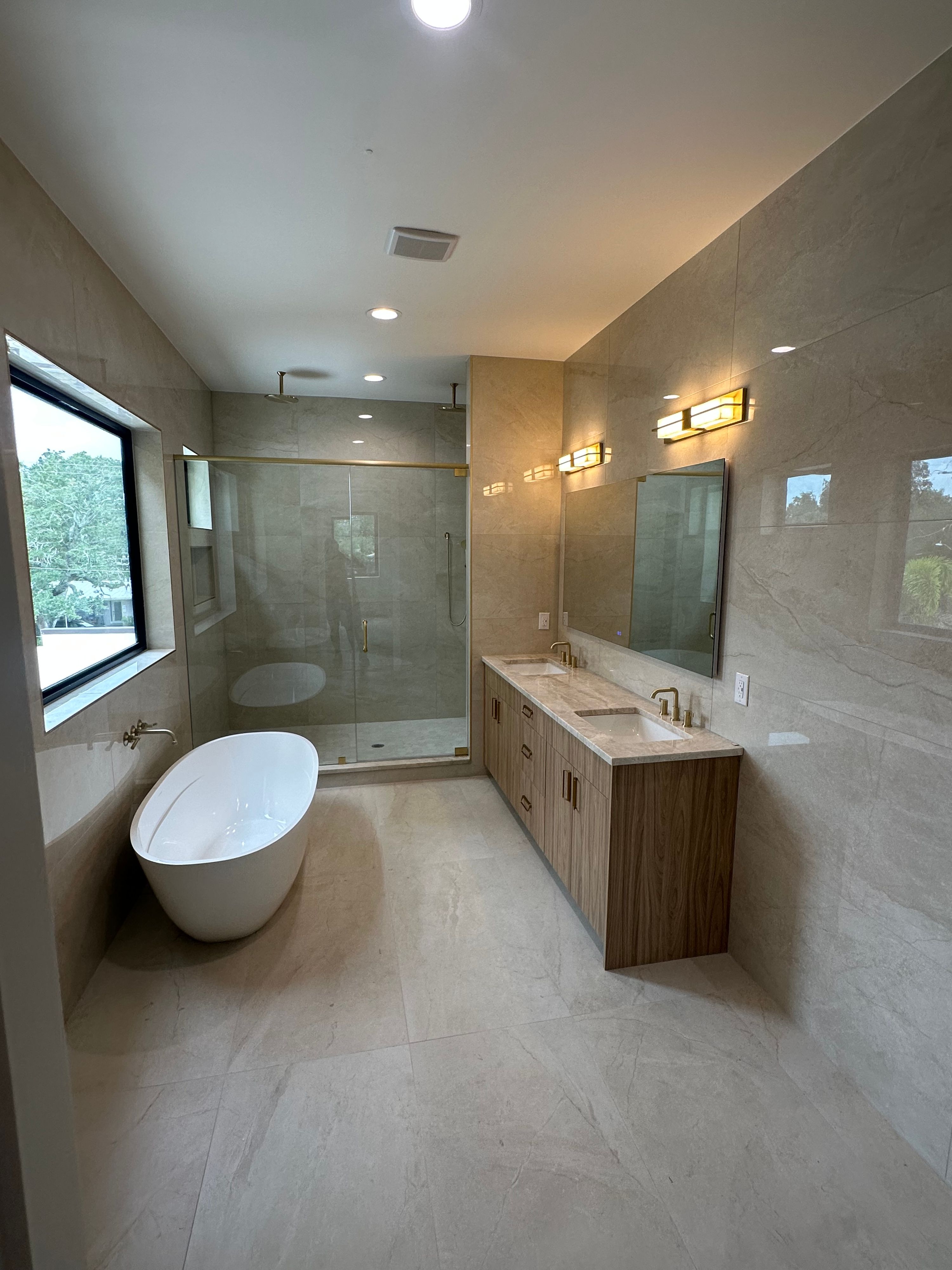 Christo & Pedroni Tile LLC project photo 4