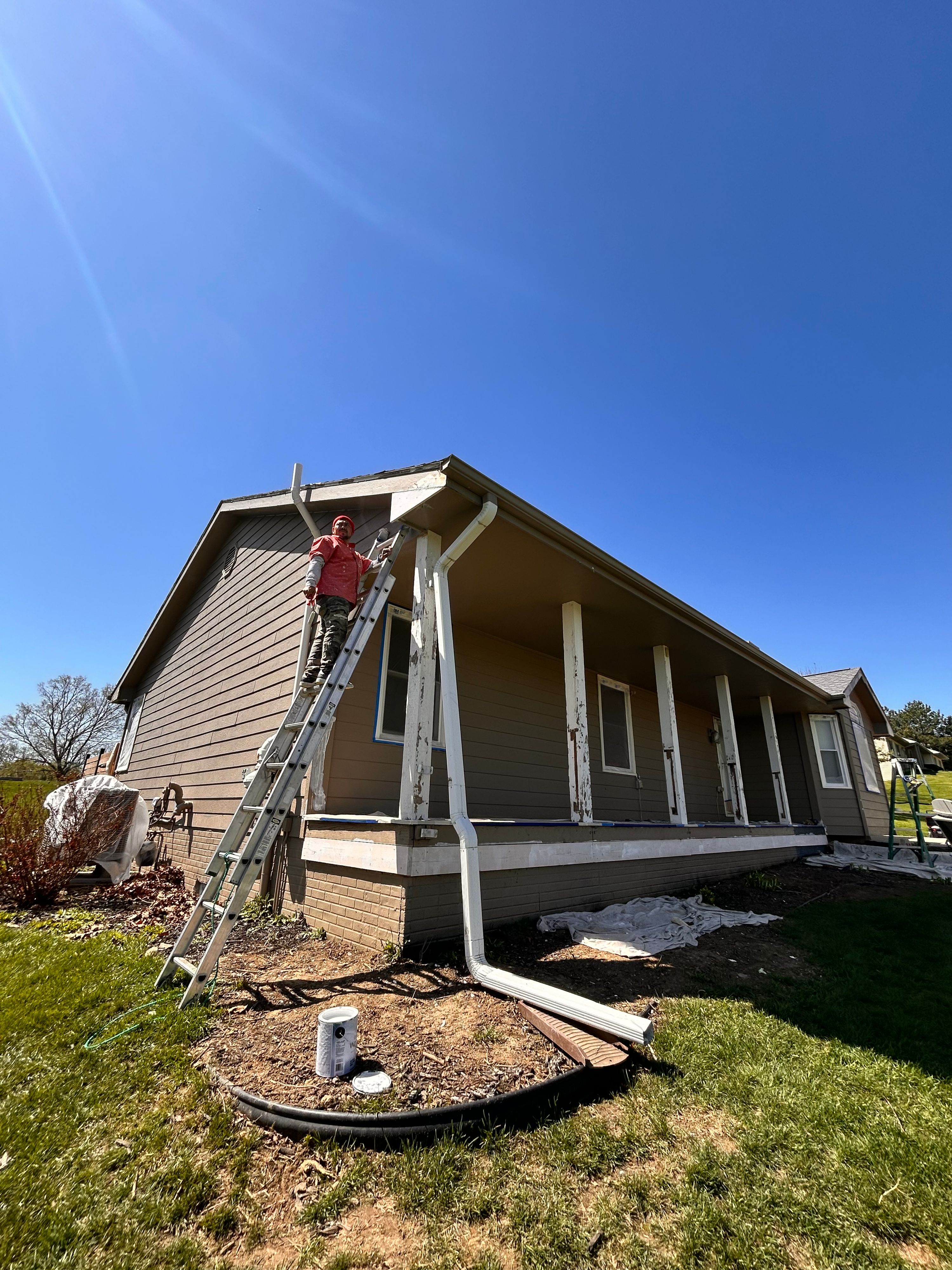 D&M Construction & Exteriors project photo 7 — siding, window, roofing and painting work around Omaha
