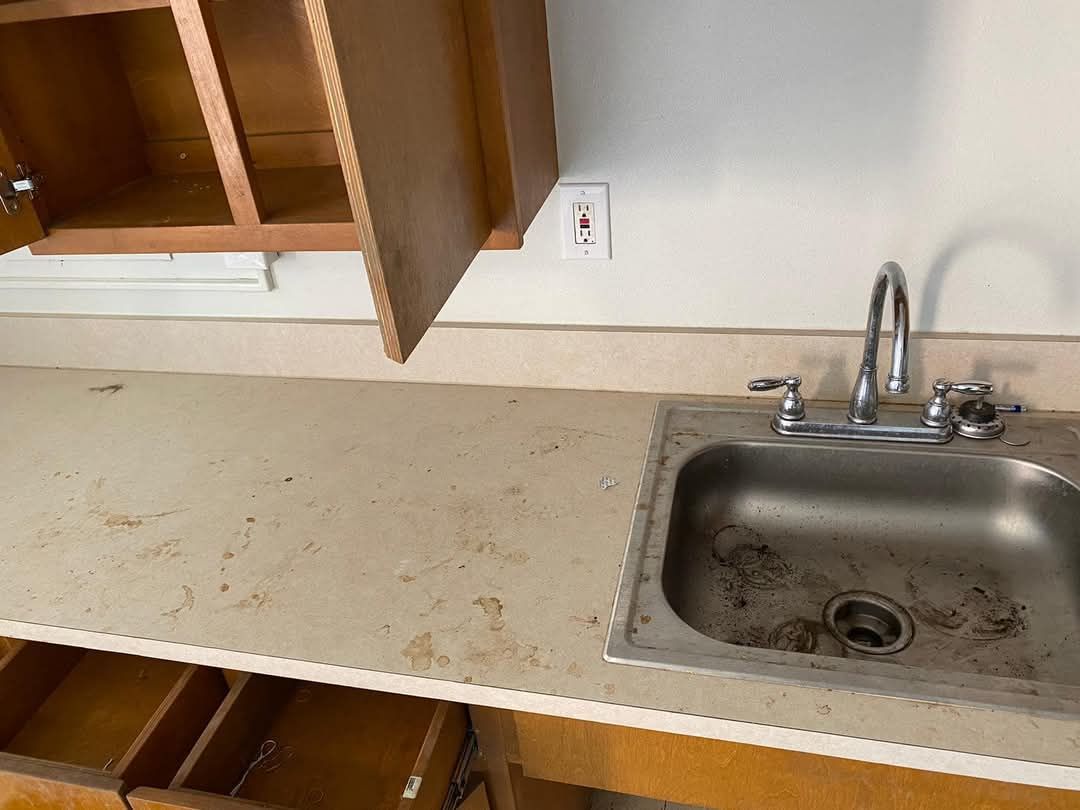 Daniela's Cleaning Service project photo 7
