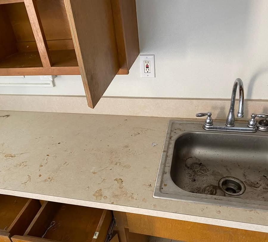 Daniela's Cleaning Service project photo 7