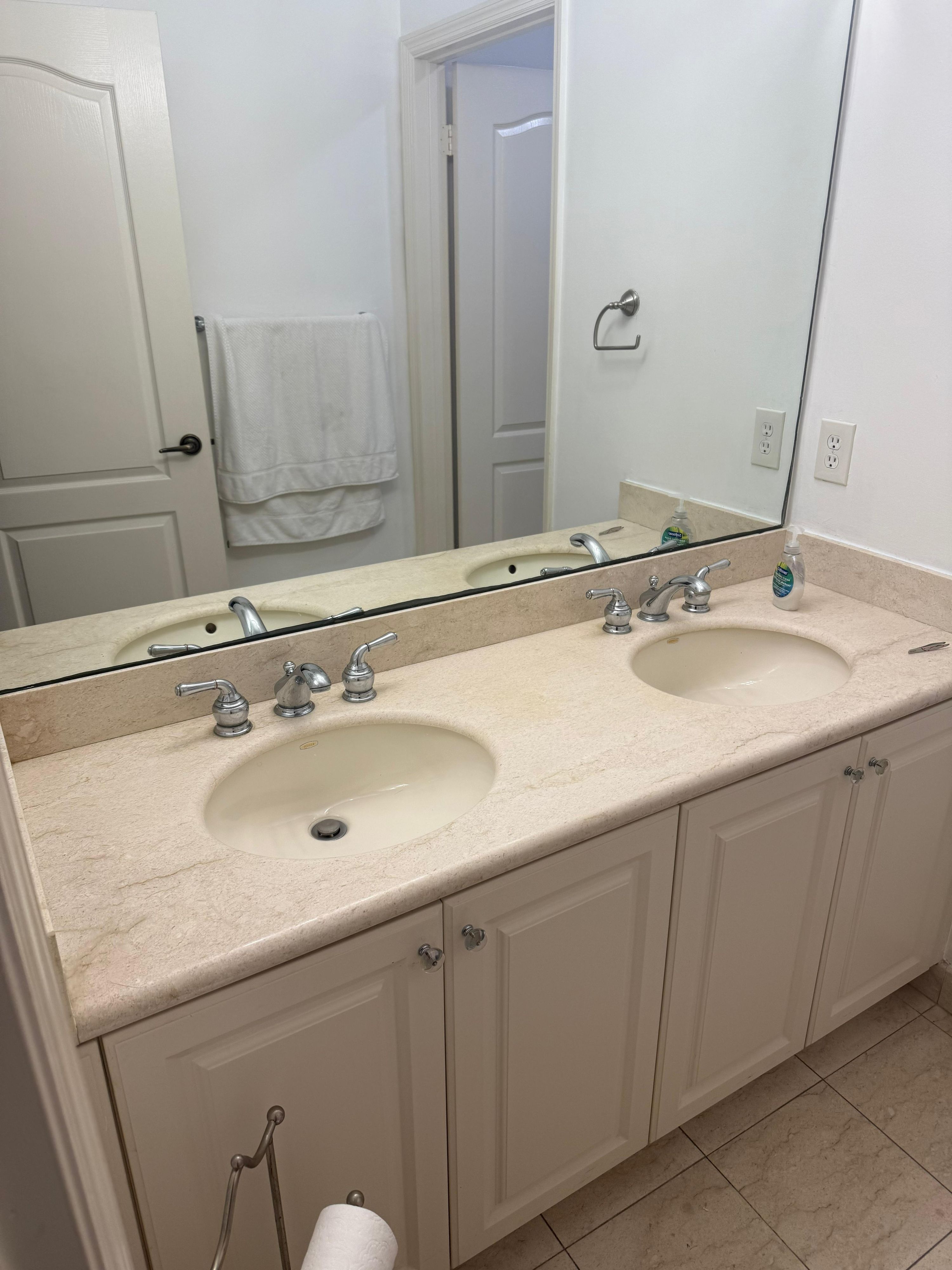 House Washing project in Miami, FL - Epiclean Professional Cleaning