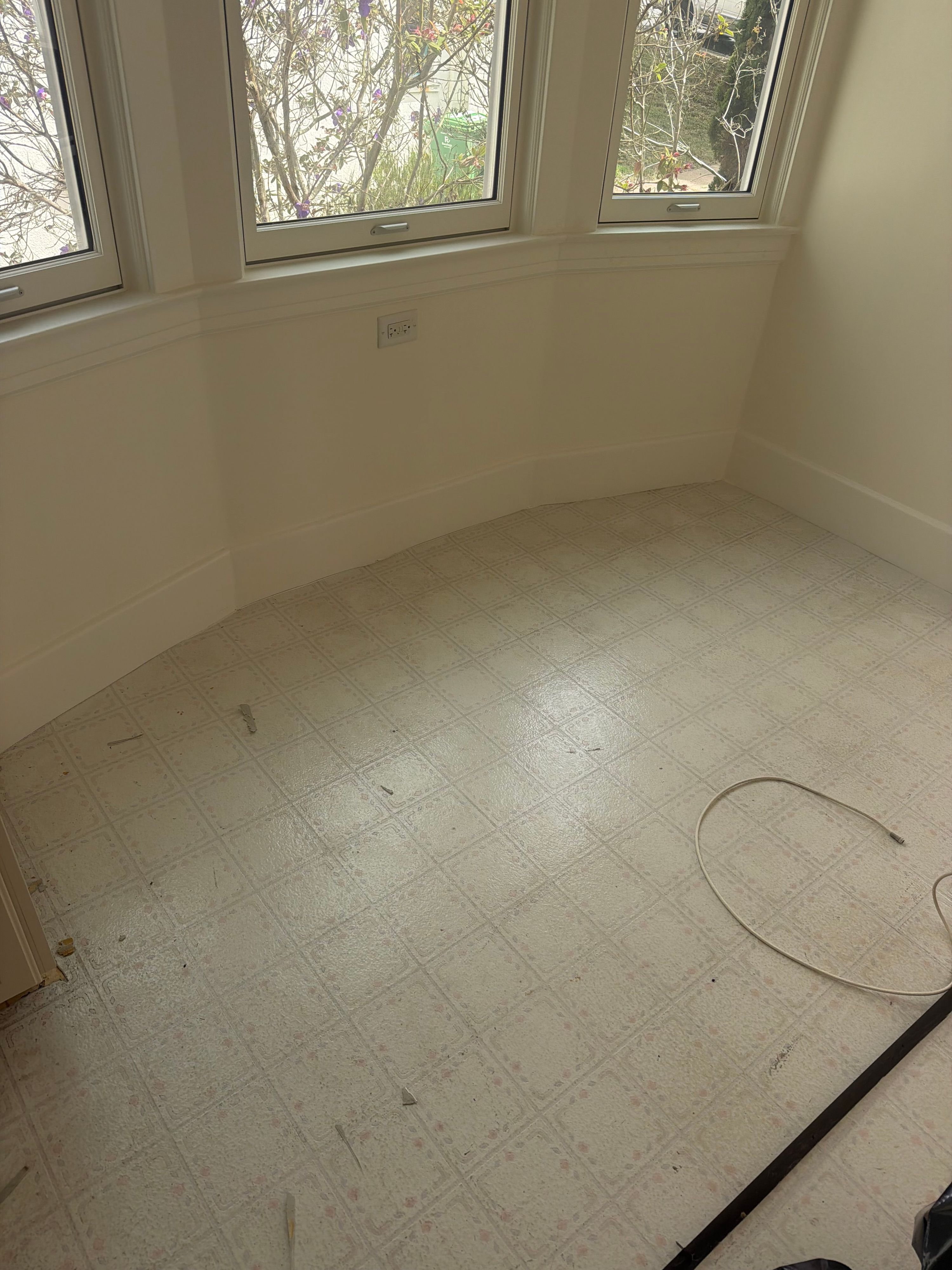 Estrada's Hardwood Floors project photo 18