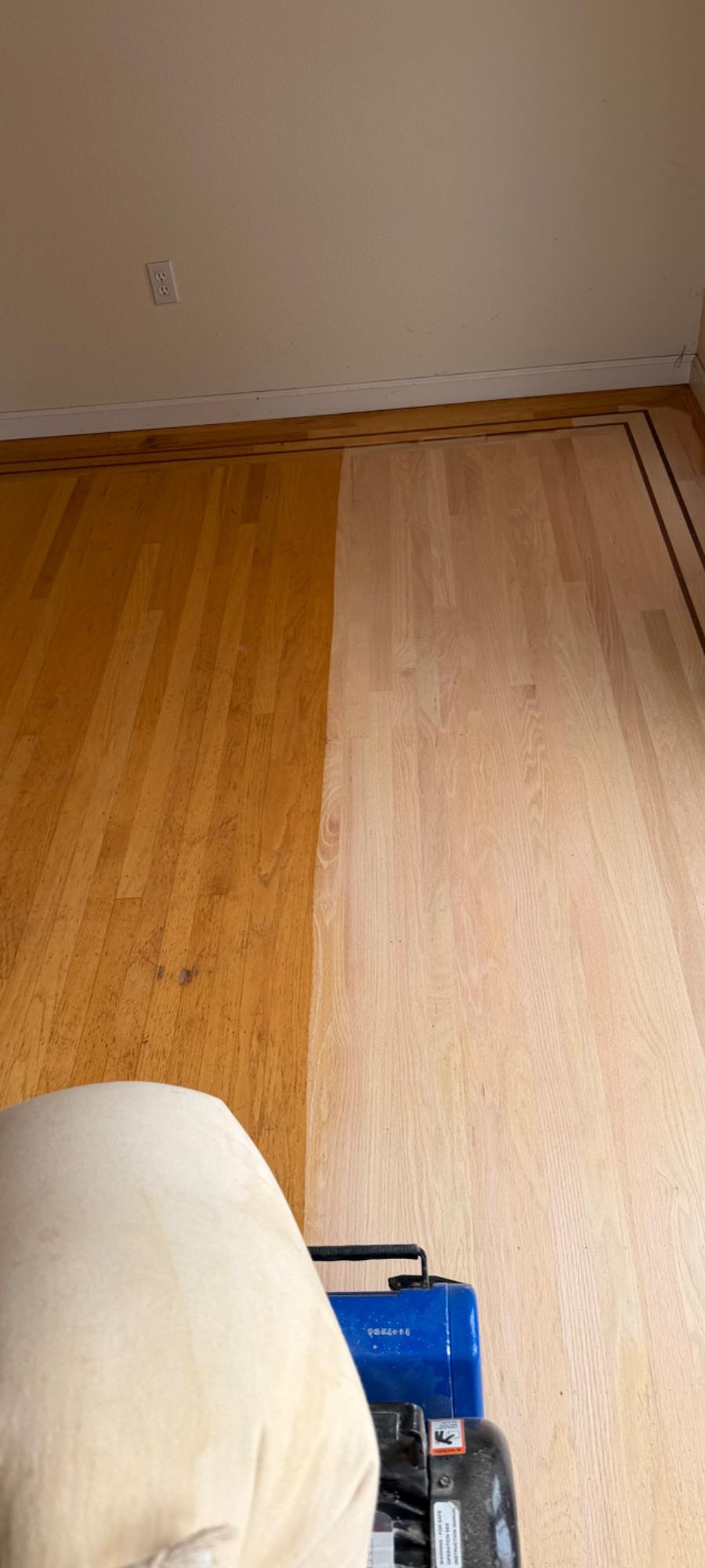 Estrada's Hardwood Floors project photo 10