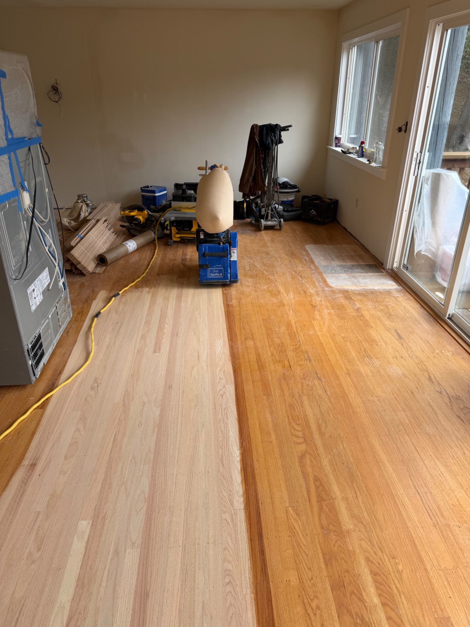 Estrada's Hardwood Floors project photo 11