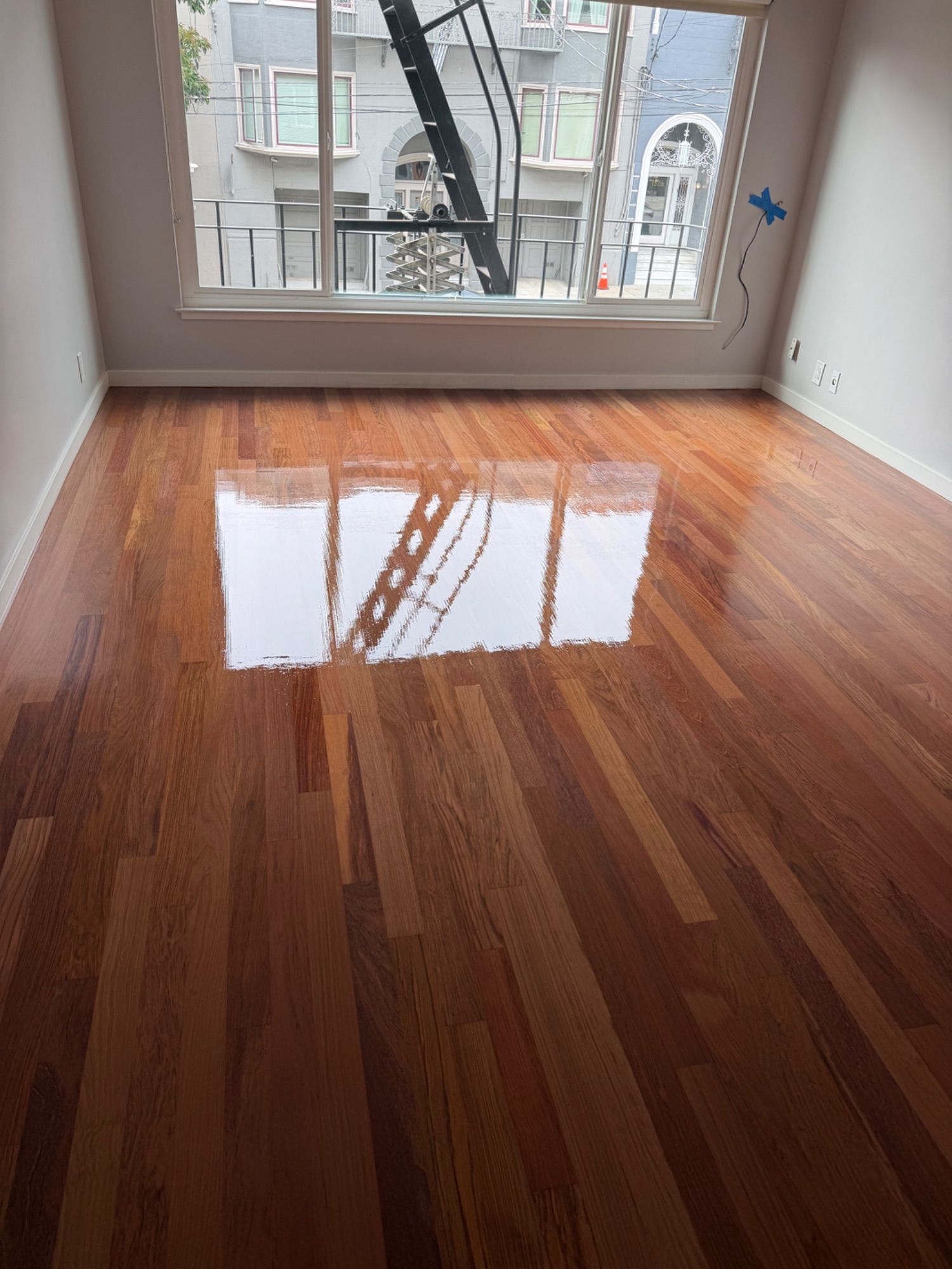 Estrada's Hardwood Floors project photo 3