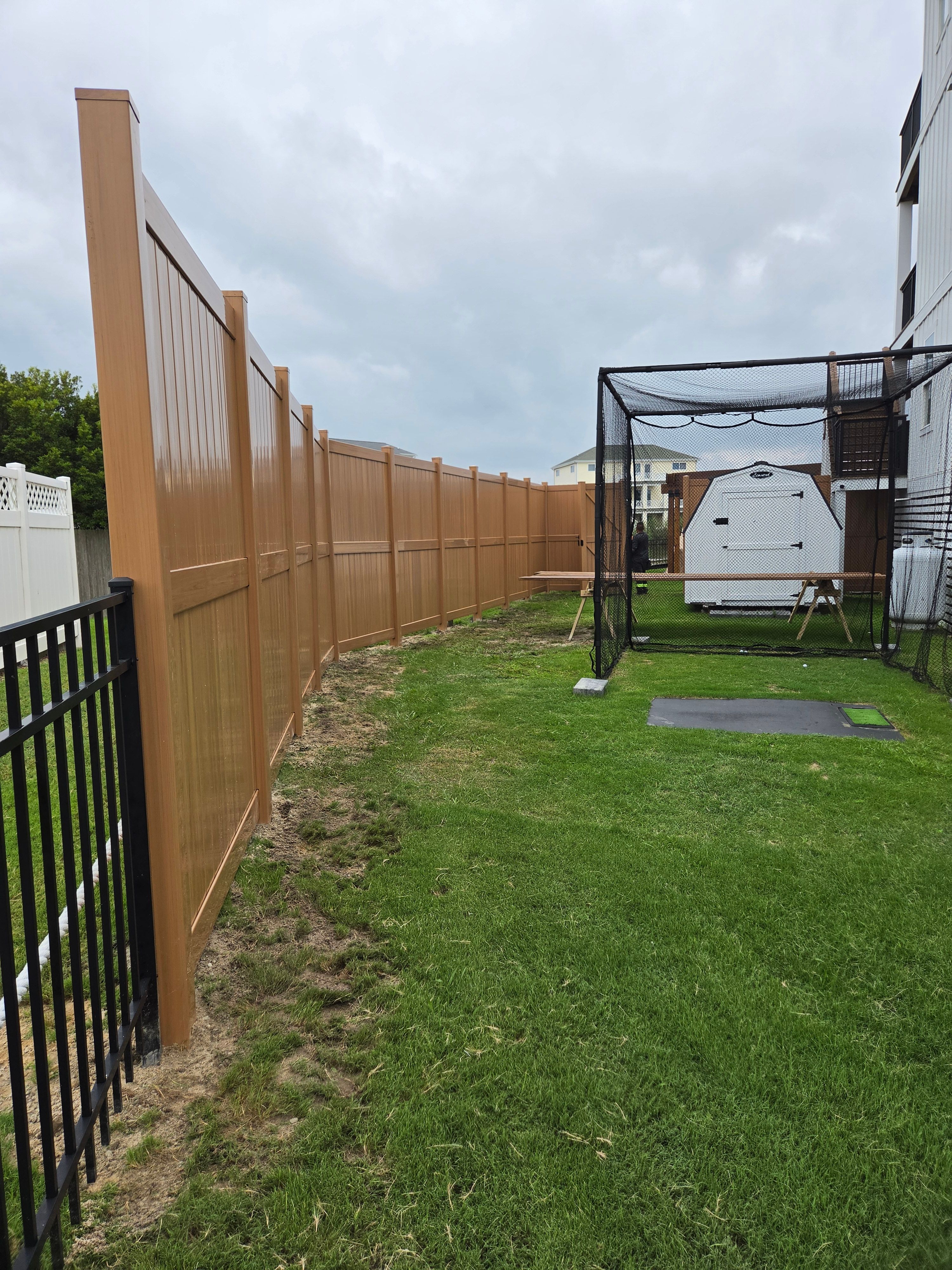Fence installation project 13 completed by Fast Fences LLC in Hampton Roads, Virginia