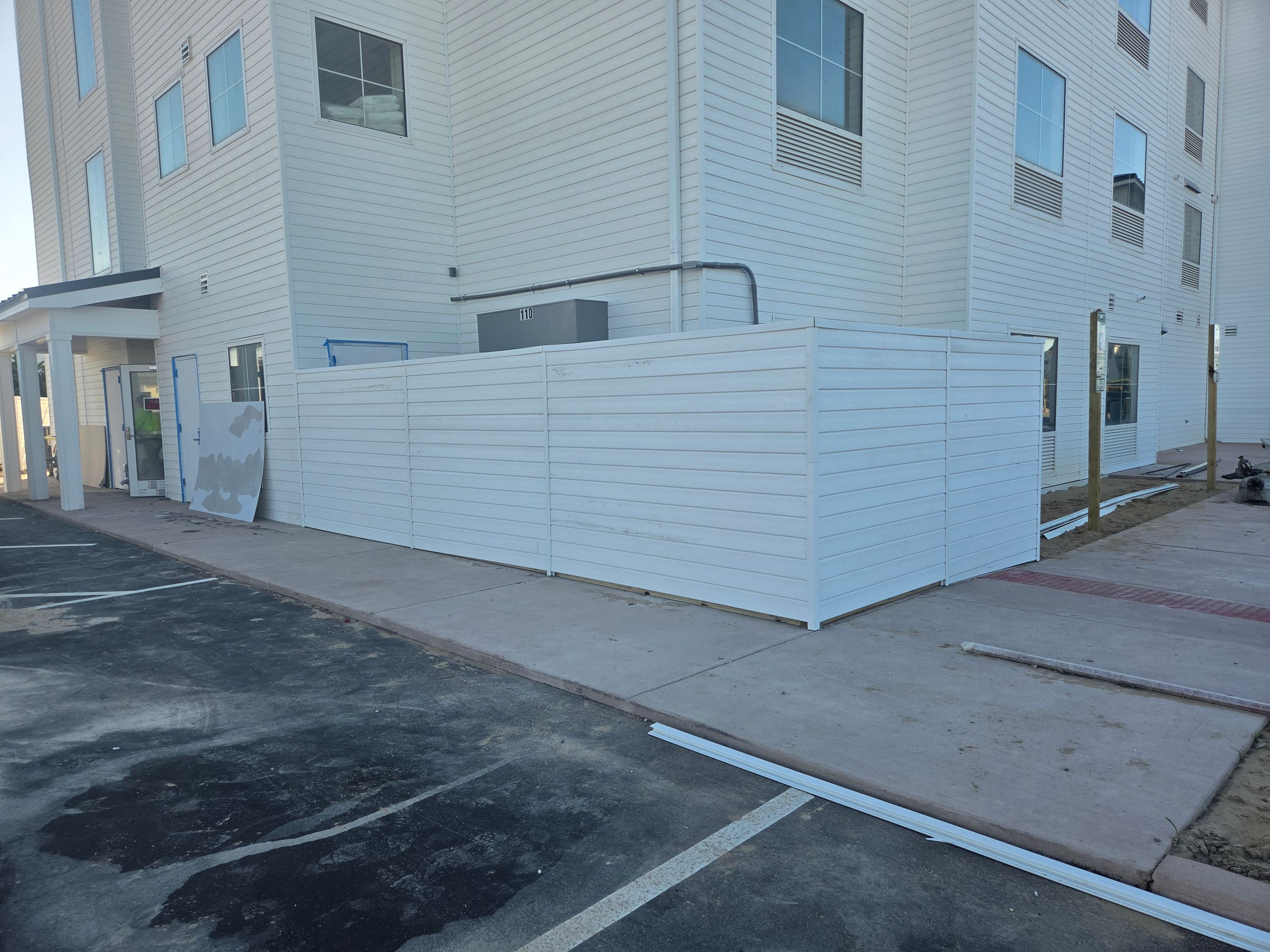 Fence installation project 9 completed by Fast Fences LLC in Hampton Roads, Virginia