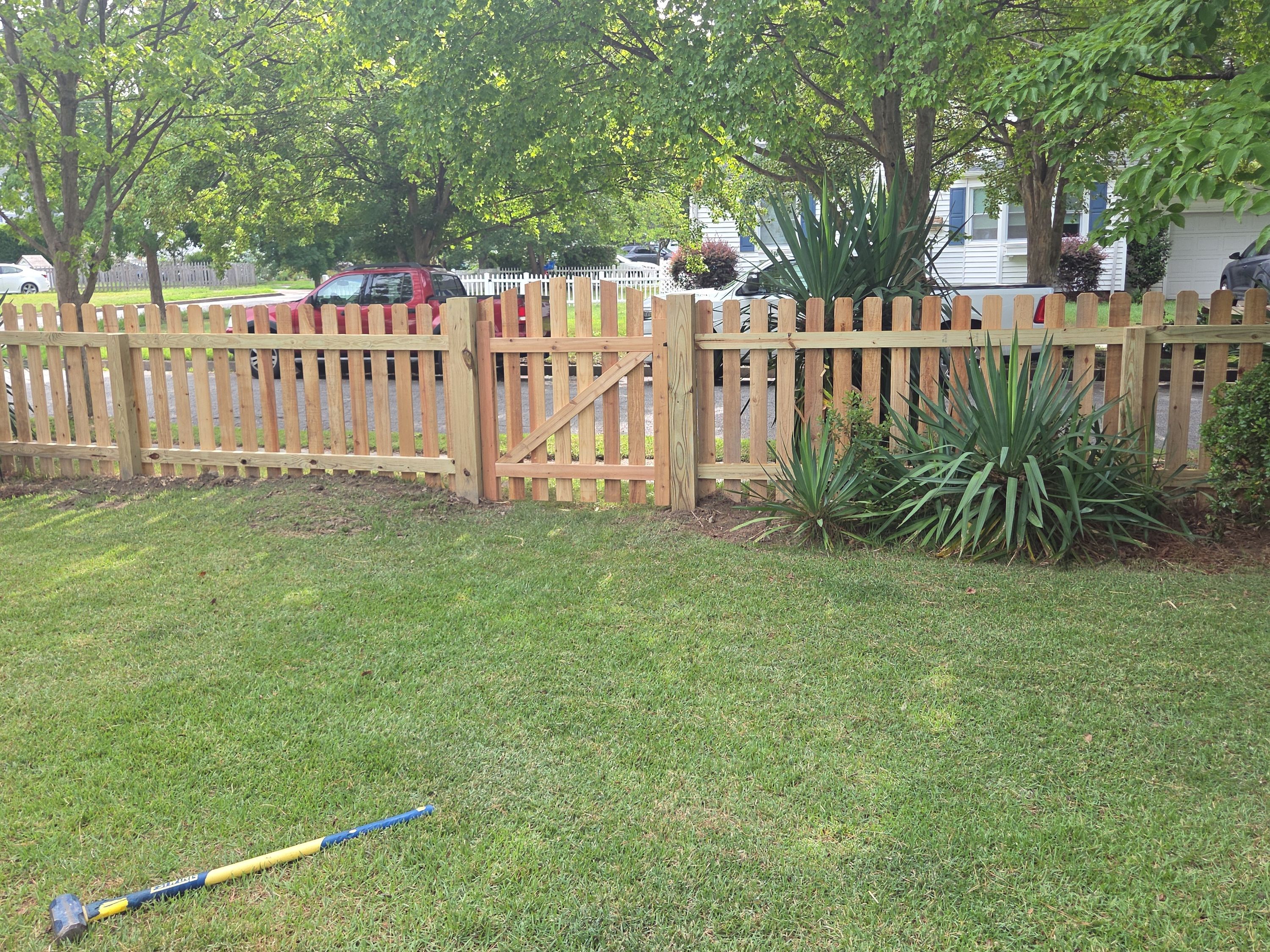 Fence installation project 7 completed by Fast Fences LLC in Hampton Roads, Virginia