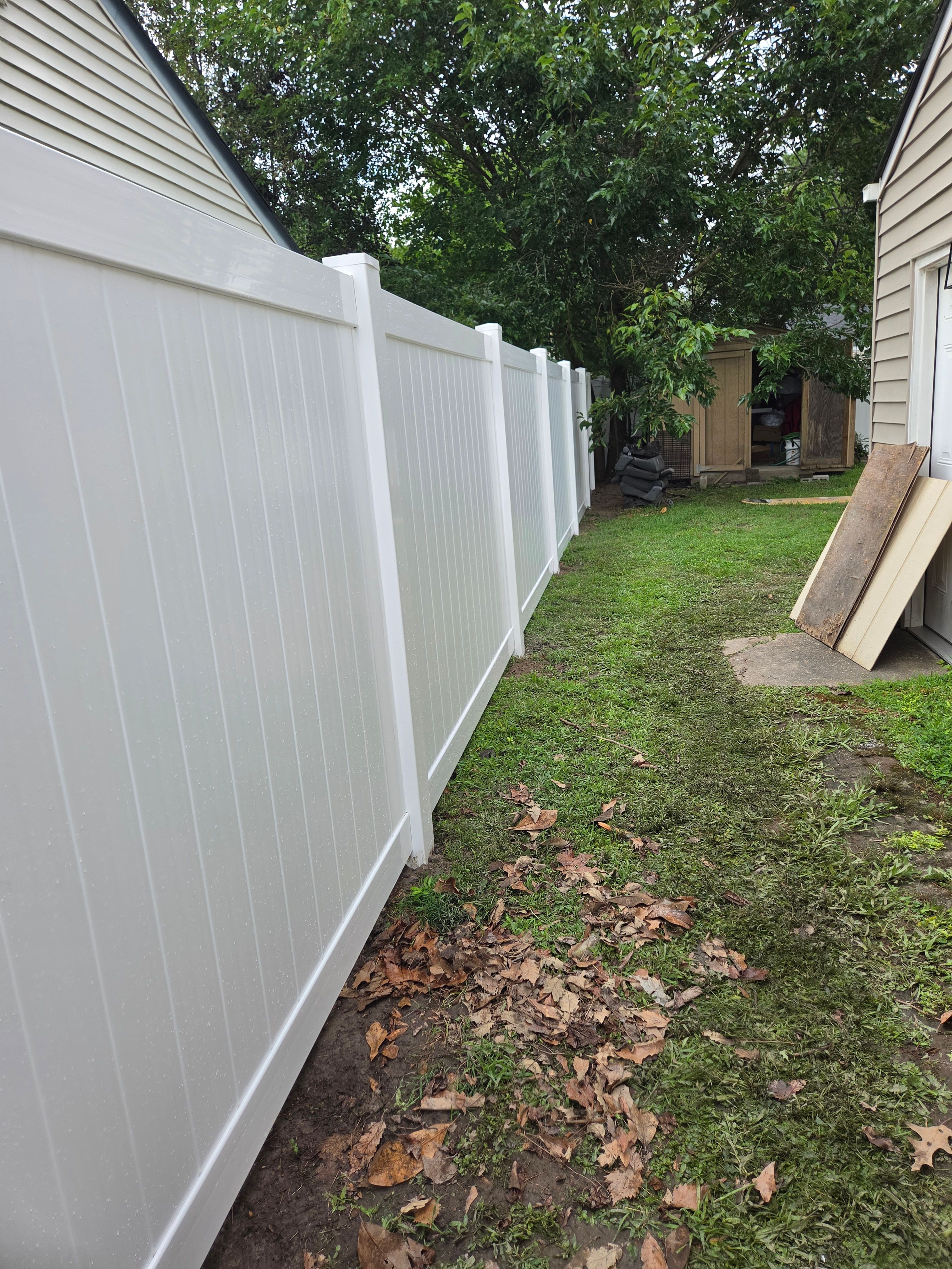 Fence installation project 5 completed by Fast Fences LLC in Hampton Roads, Virginia