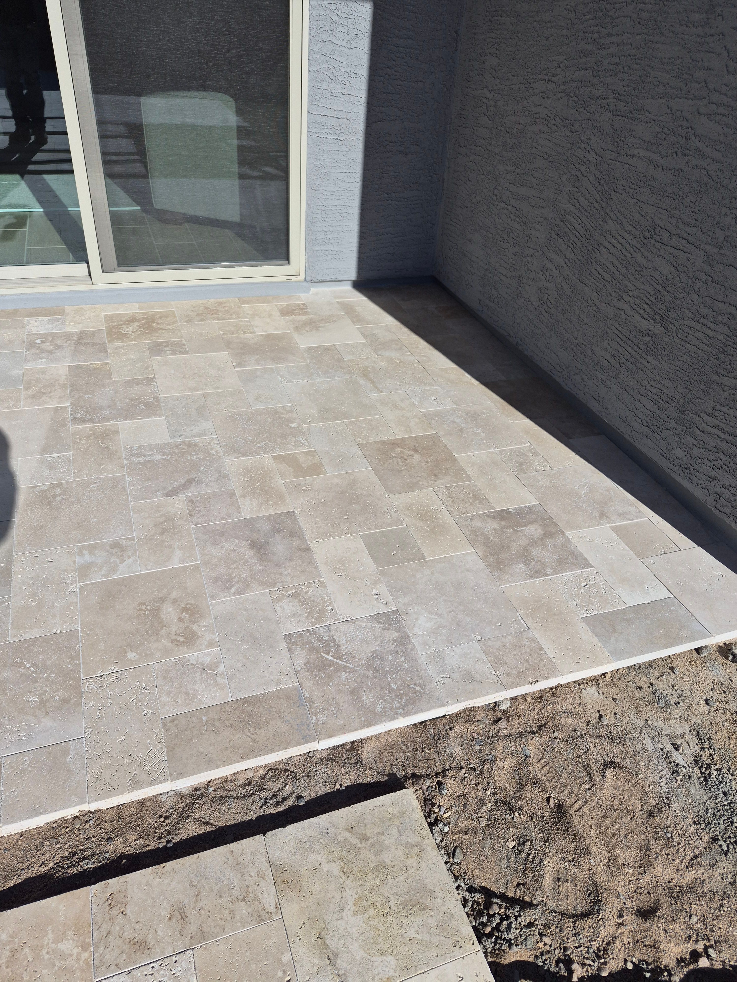 Travertine vs. Pavers in Arizona: Which Belongs in Your Yard
