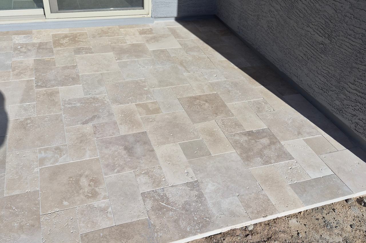 Travertine vs. Pavers in Arizona: Which Belongs in Your Yard
