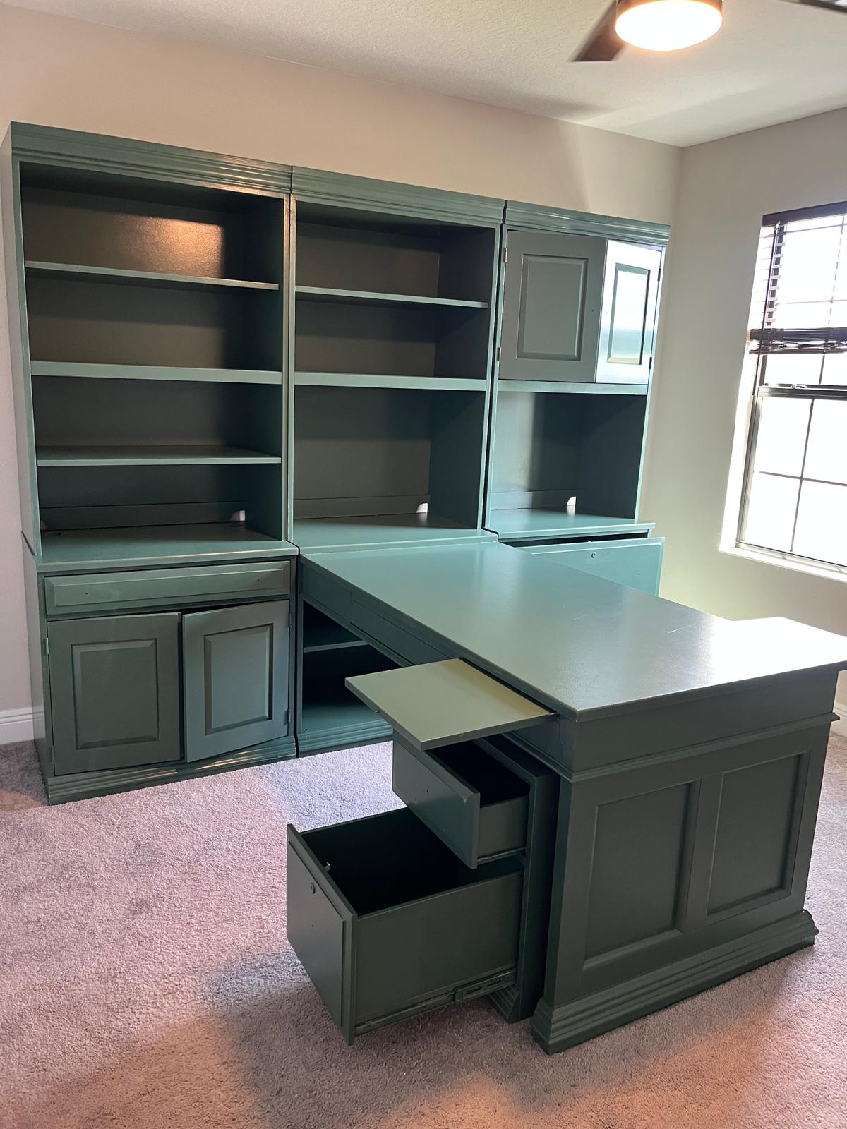 Cabinet & Built-in Painting / Pintura de Gabinetes