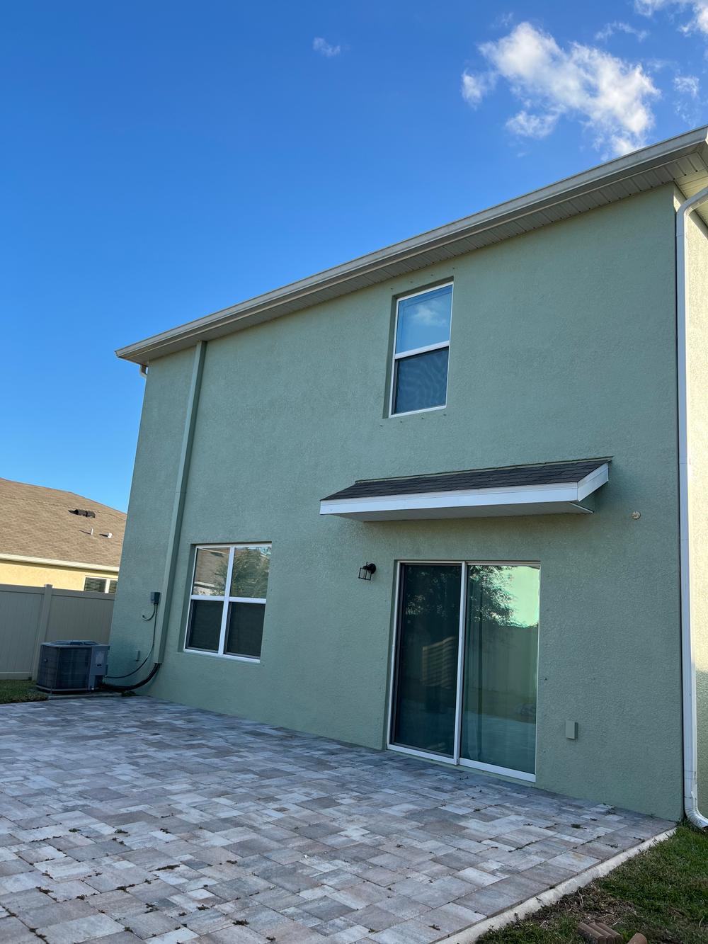 Choosing Exterior Paint That Survives the Florida Climate