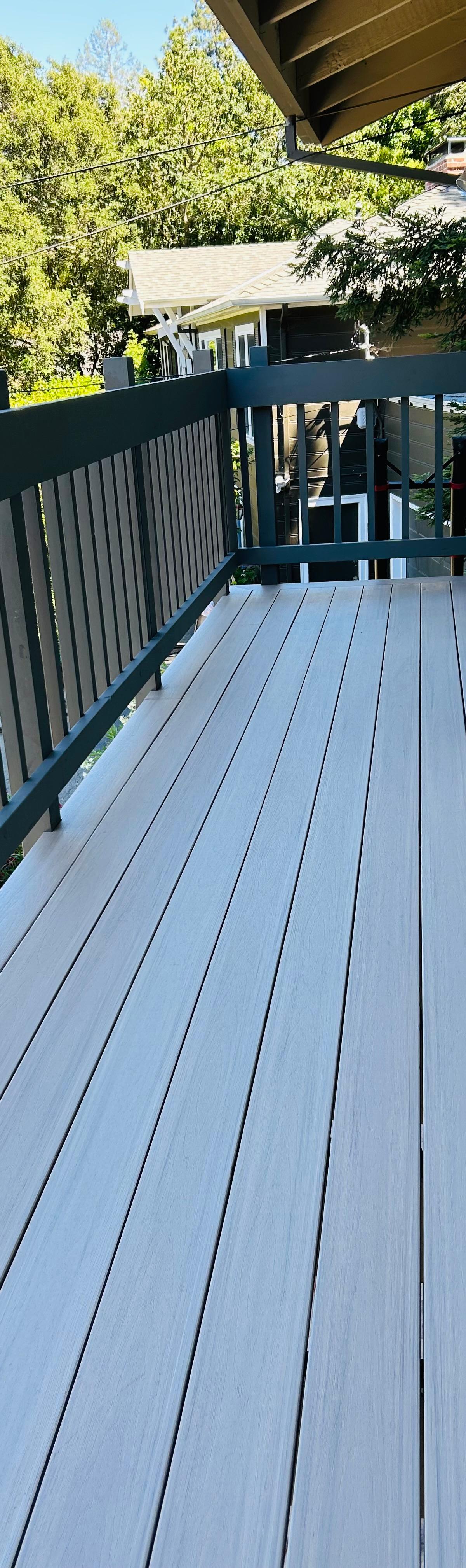 Outdoor Deck Railings & Stair Installation
