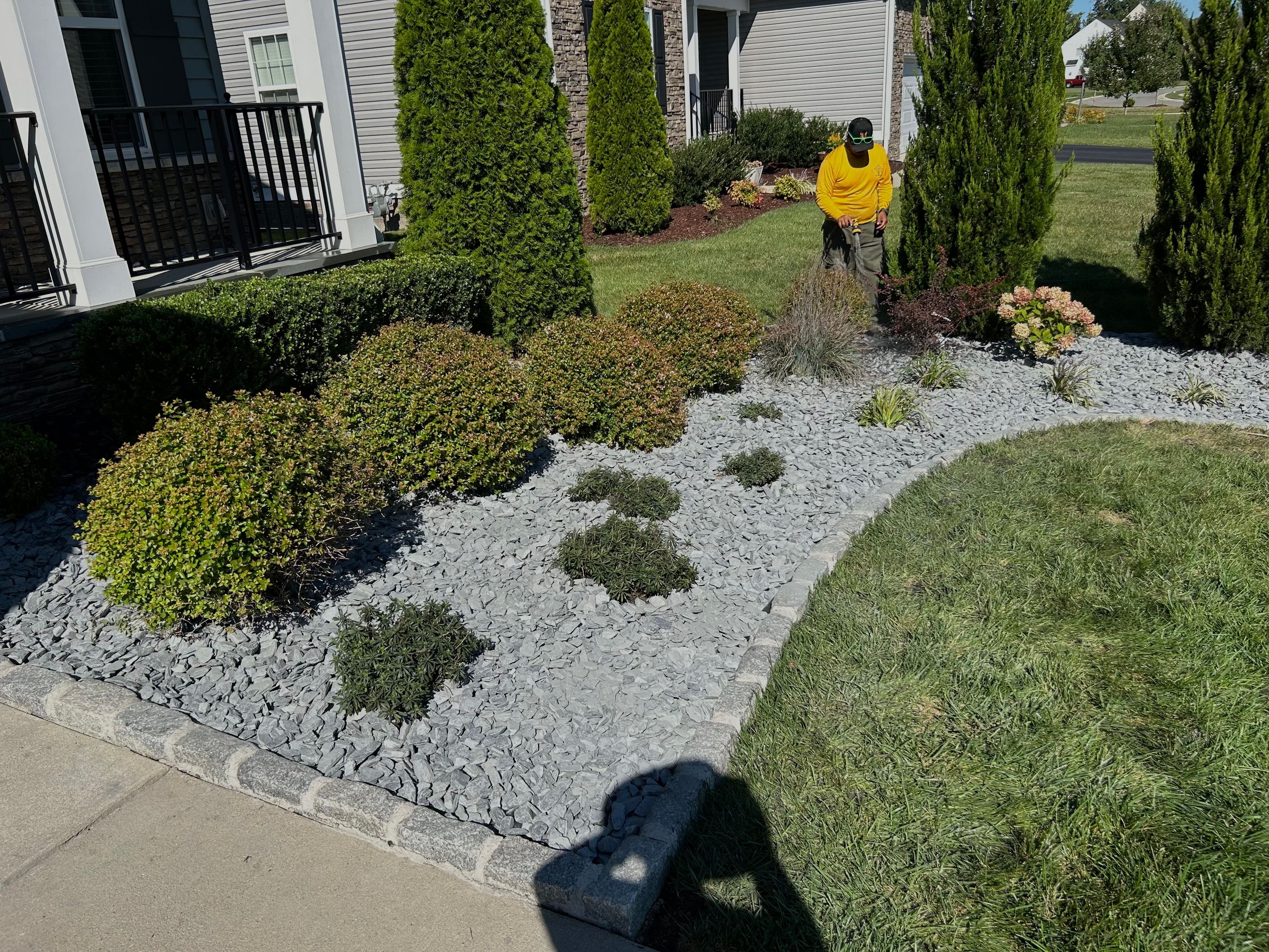 Lawn care and landscaping work by Macías Lawn Care, Inc. — photo 11 of 13