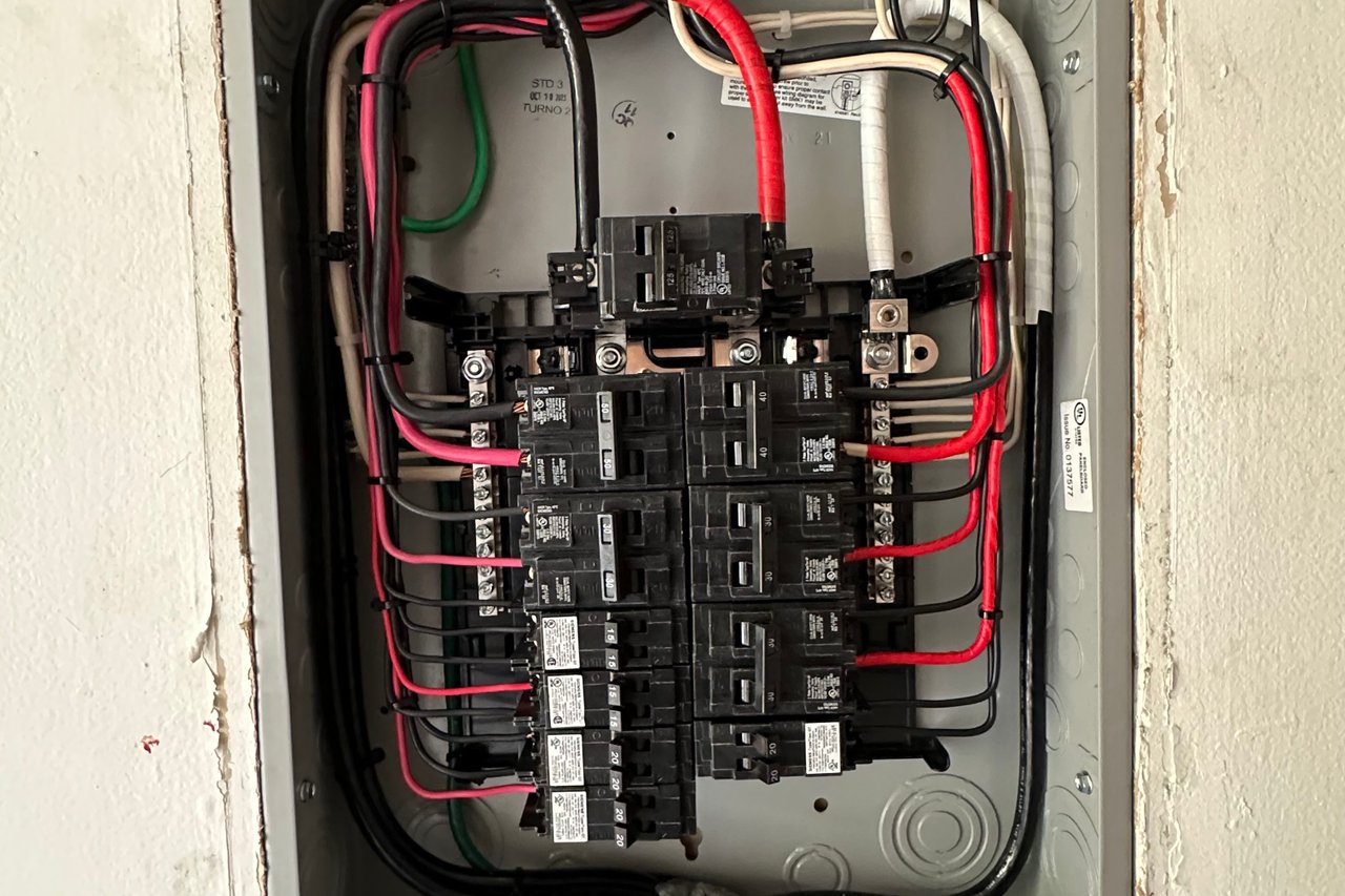 Panels, Breakers & Subpanels by Miami Perfect Services Corp