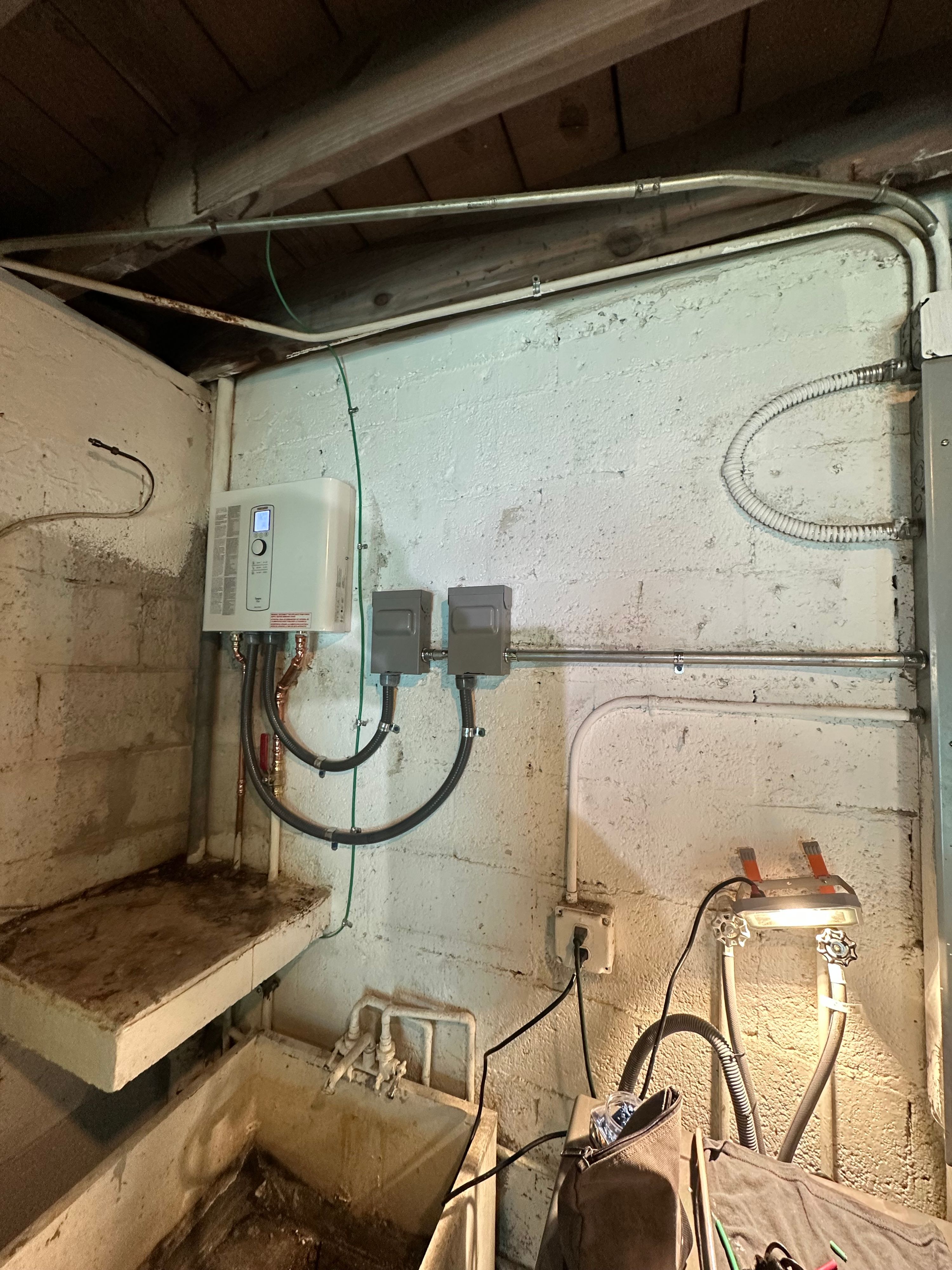 7 Warning Signs Your Miami Home Needs an Electrician