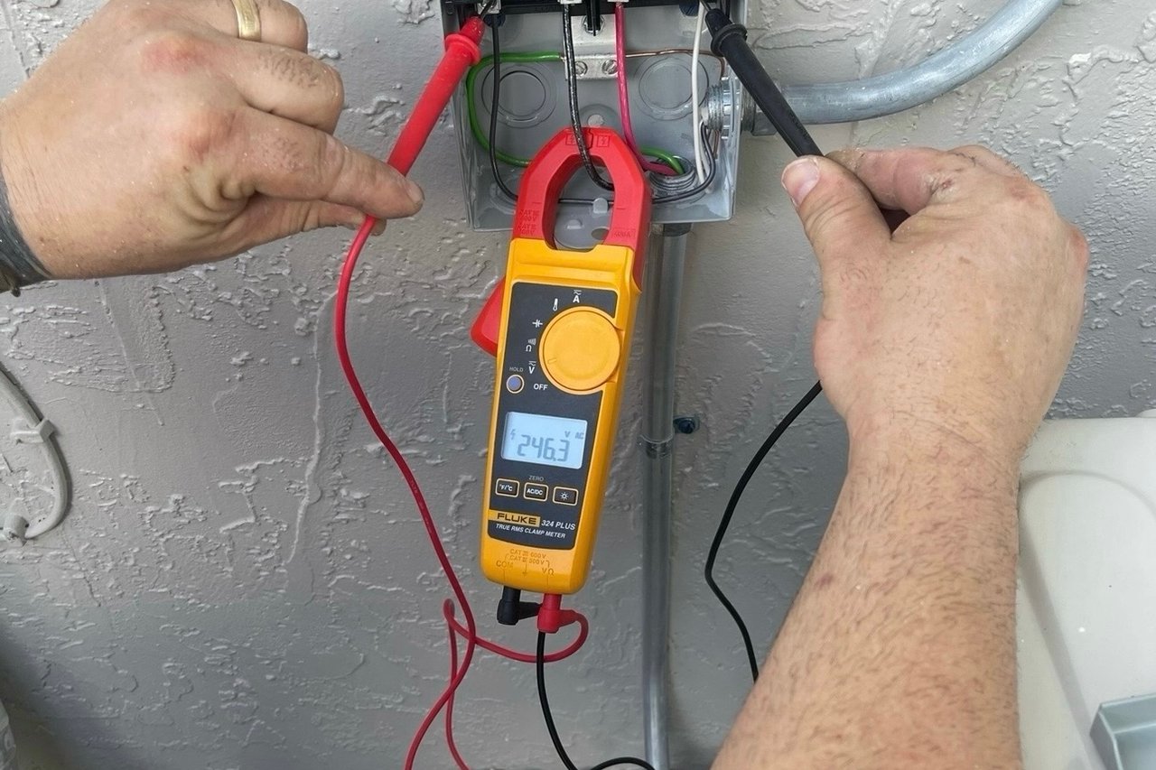 Electrical Troubleshooting & Repair by Miami Perfect Services Corp