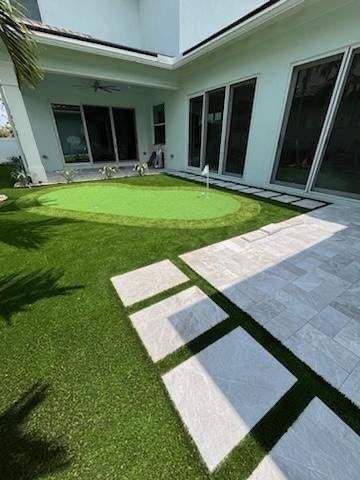 Synthetic turf and putting green installation by Never Ending Green, photo 8