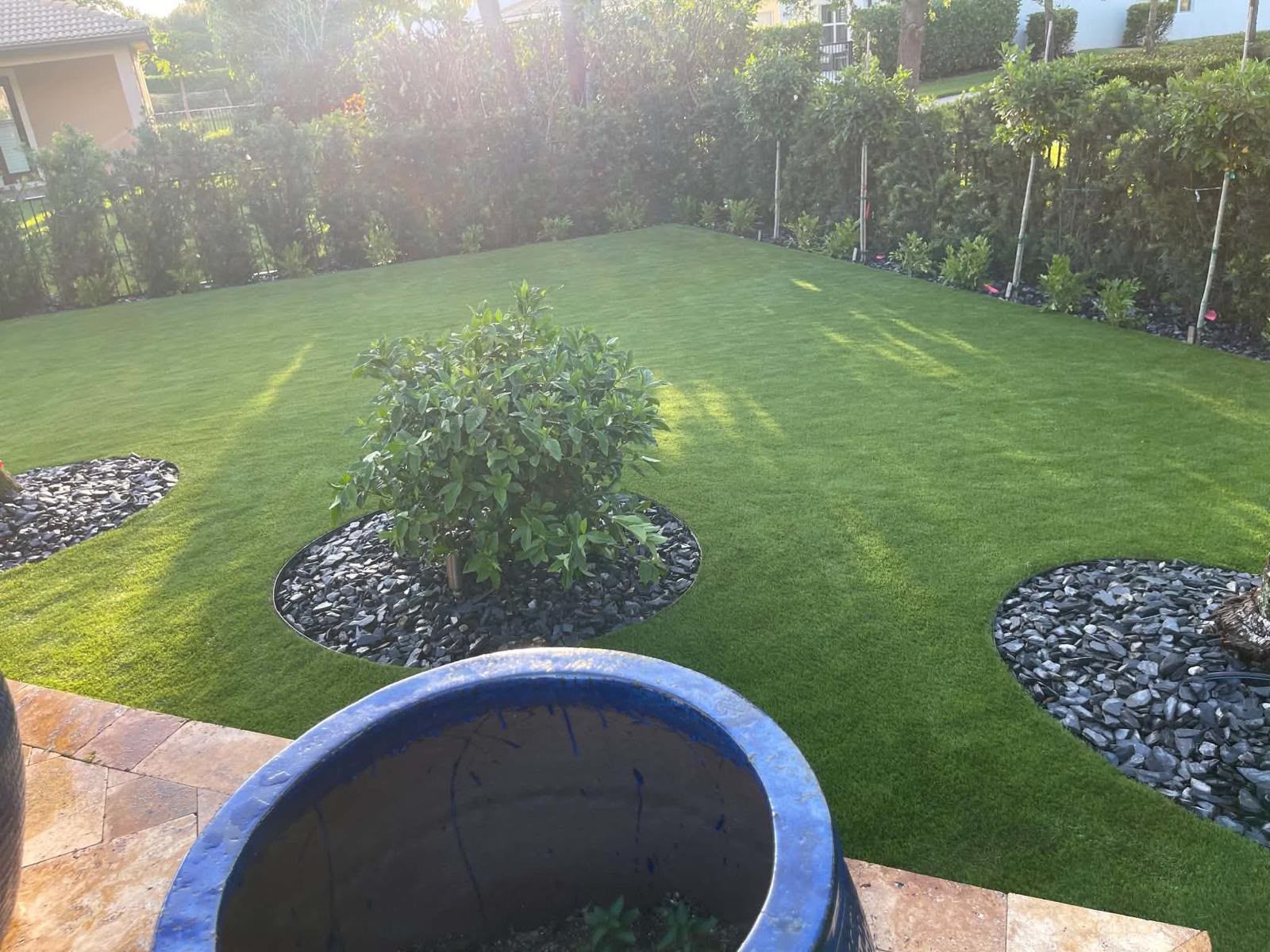 Synthetic turf and putting green installation by Never Ending Green, photo 9