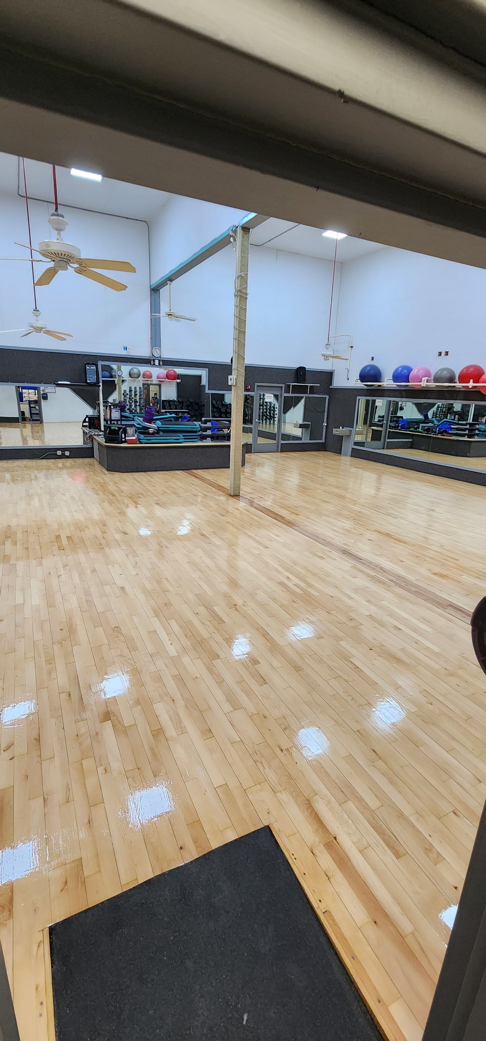 One Star Flooring Inc. project photo 18