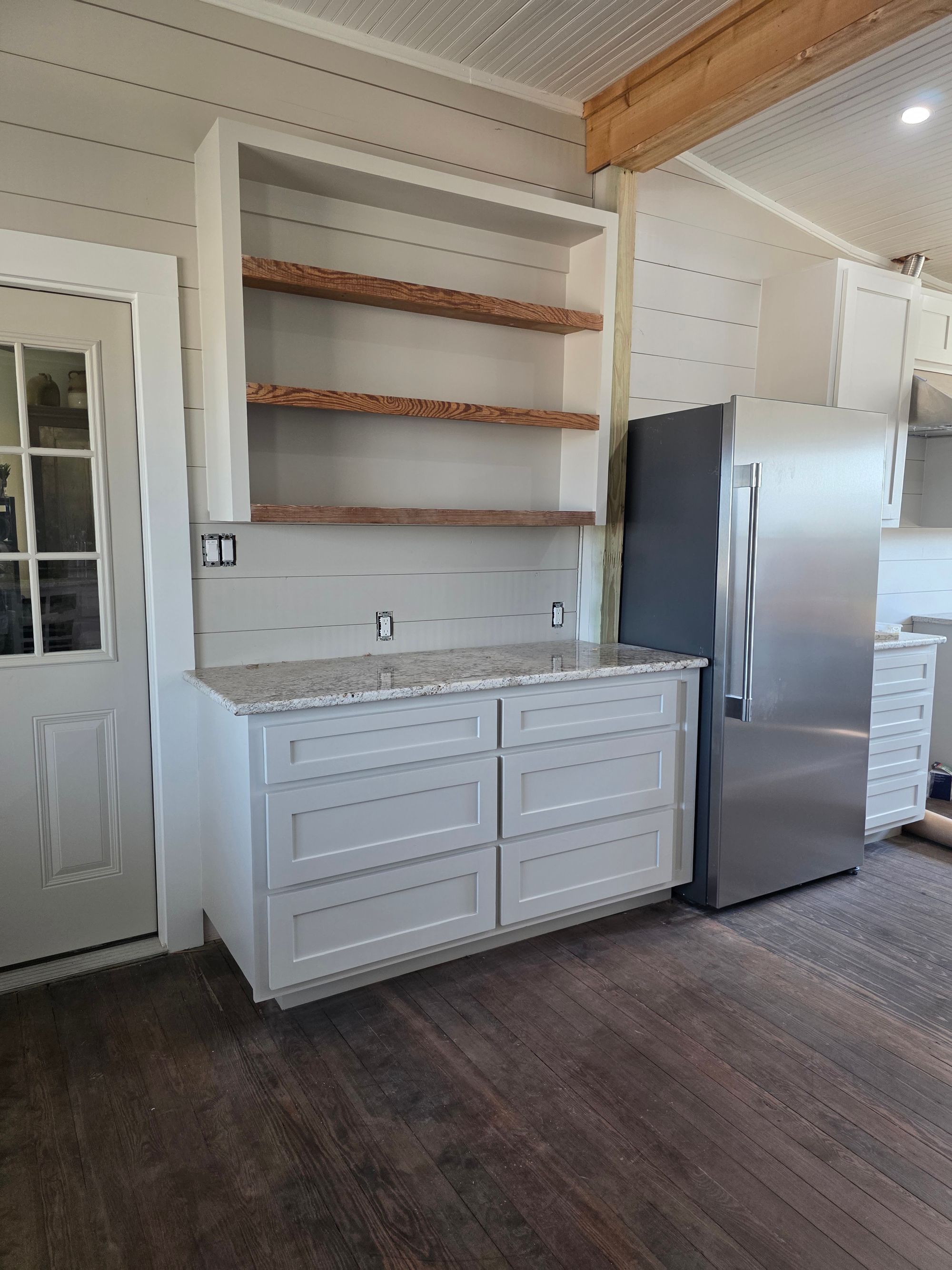 Interior Remodeling & Finishing