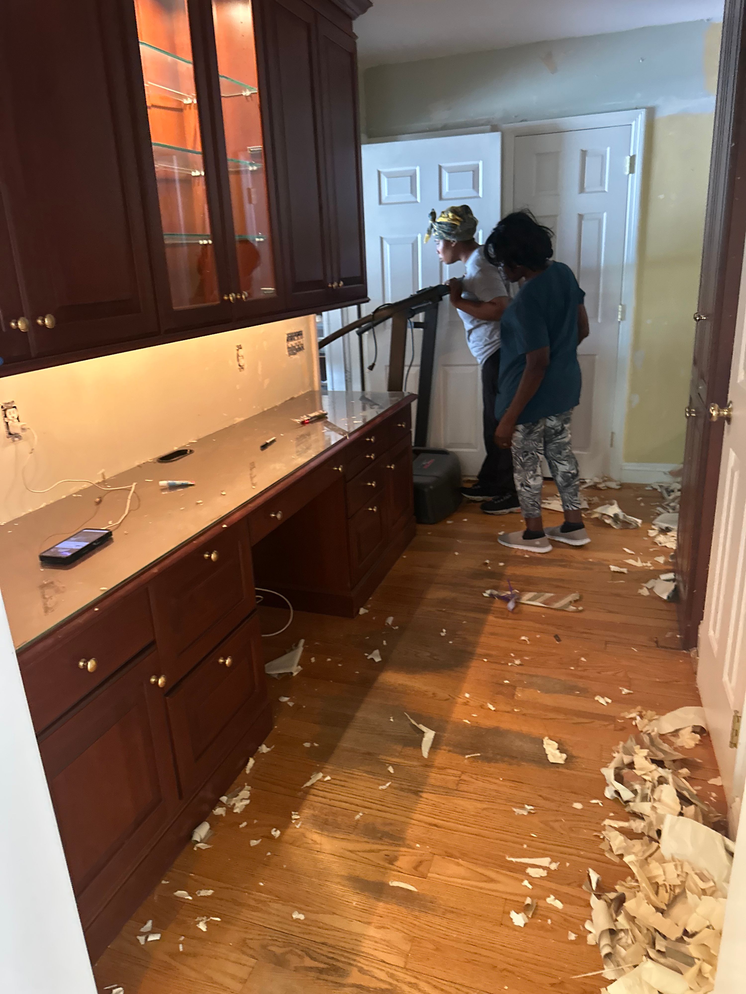 Wallpaper Removal project completed by Roypainting Service LLC