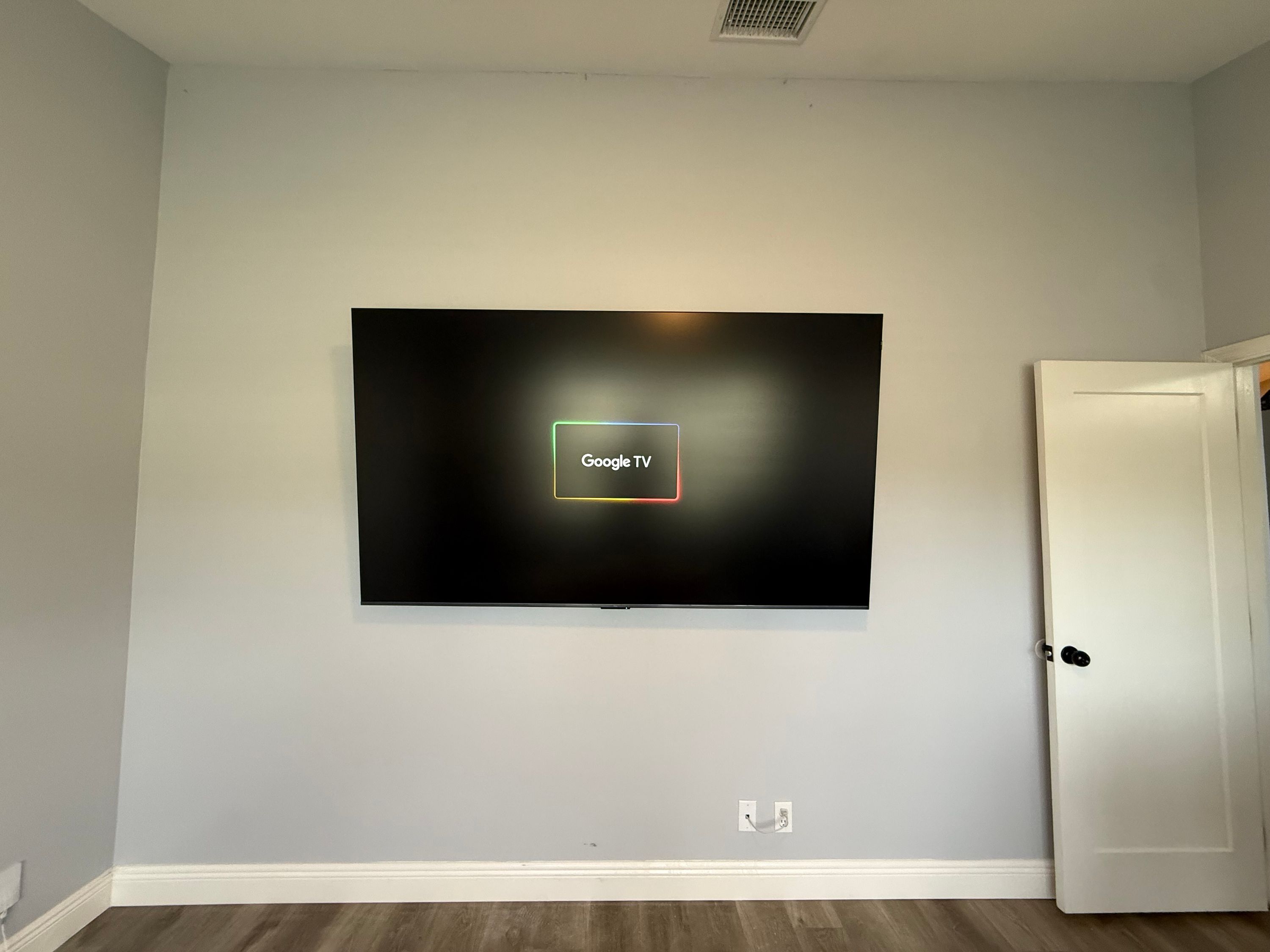 Completed low voltage and security installation by 2TechNetwork in South Florida — photo 11 of 18