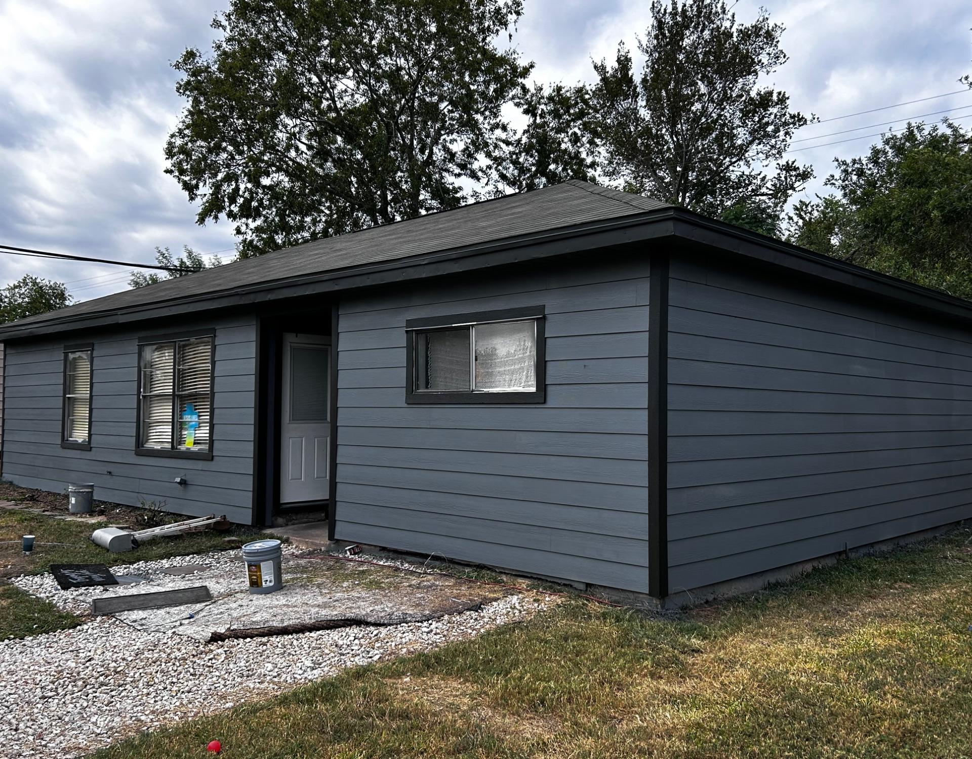 Houston home repainted inside and out by WAR Construction